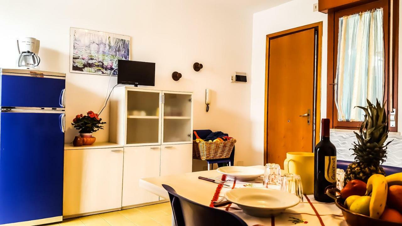 Condominio Moschettieri Bibione Exterior foto